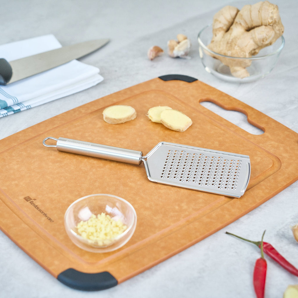 German Standard Stainless Steel Fine Grater - 9 3/4'' - 6 count box