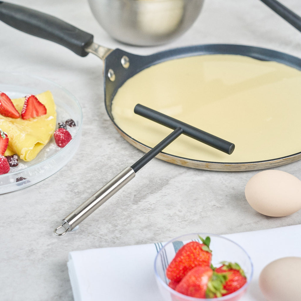 German Standard Black Nylon High Heat Crepe Batter Spreader - with Stainless Steel Handle - 7 3/4'' x 4 3/4'' - 24 count box
