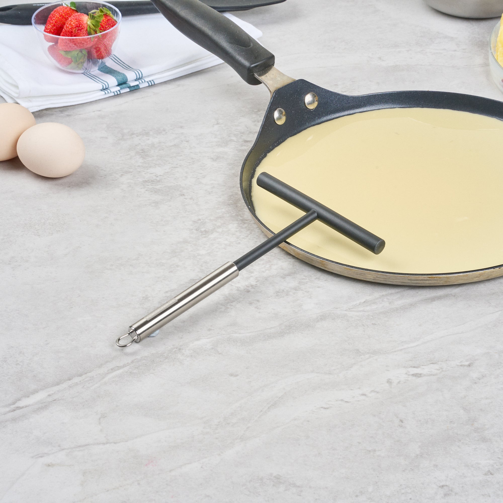 German Standard Black Nylon High Heat Crepe Batter Spreader - with Stainless Steel Handle - 7 3/4'' x 4 3/4'' - 24 count box