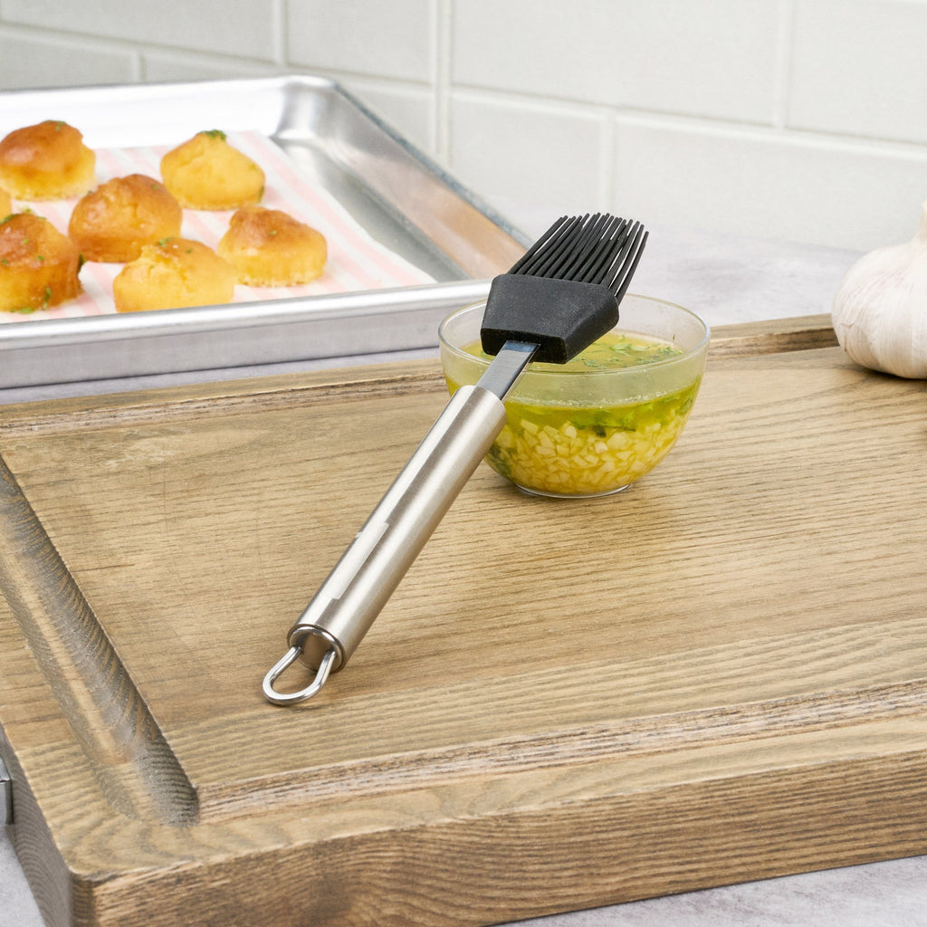 German Standard Black Silicone Pastry and Basting Brush - with Stainless Steel Handle - 7 3/4'' - 6 count box