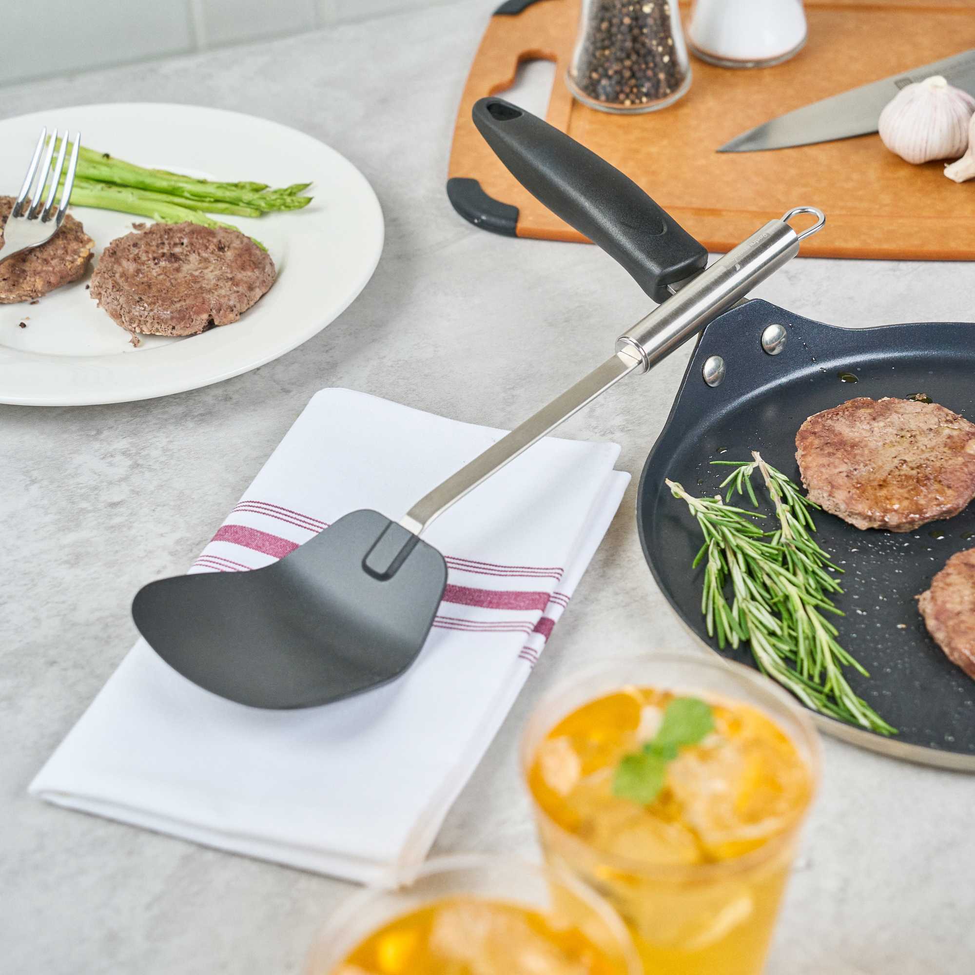 German Standard Black Nylon High Heat Wok Spatula - with Stainless Steel Handle - 14 1/4'' - 36 count box