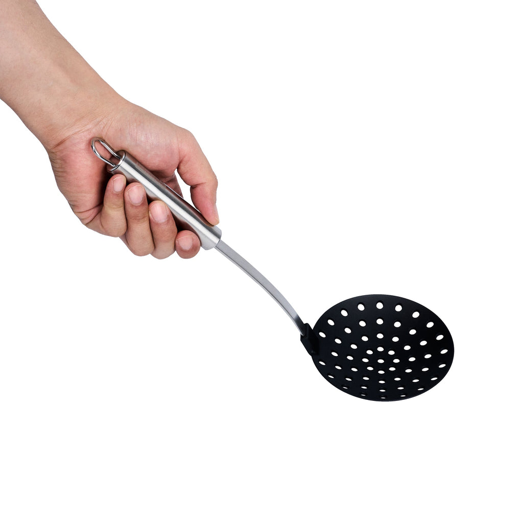 German Standard Black Nylon High Heat Skimmer - with Stainless Steel Handle - 12 3/4'' x 4 1/4'' - 1 count box