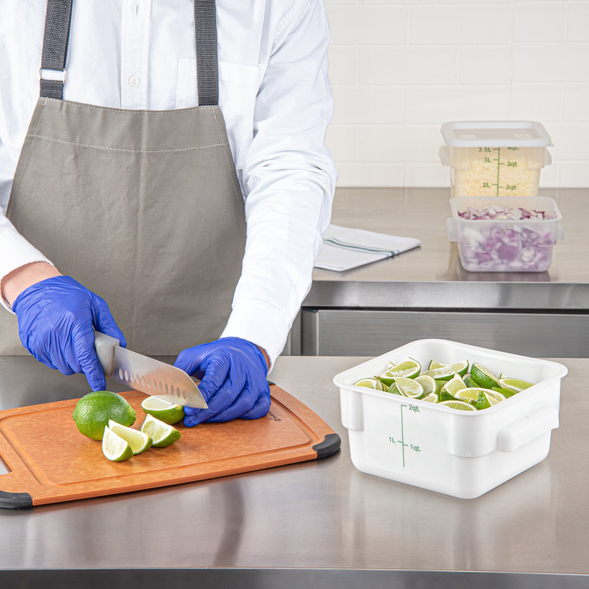 Met Lux 2 qt Square White Plastic Food Storage Container - with Green Volume Markers - 7" x 7" x 4" - 10 count box