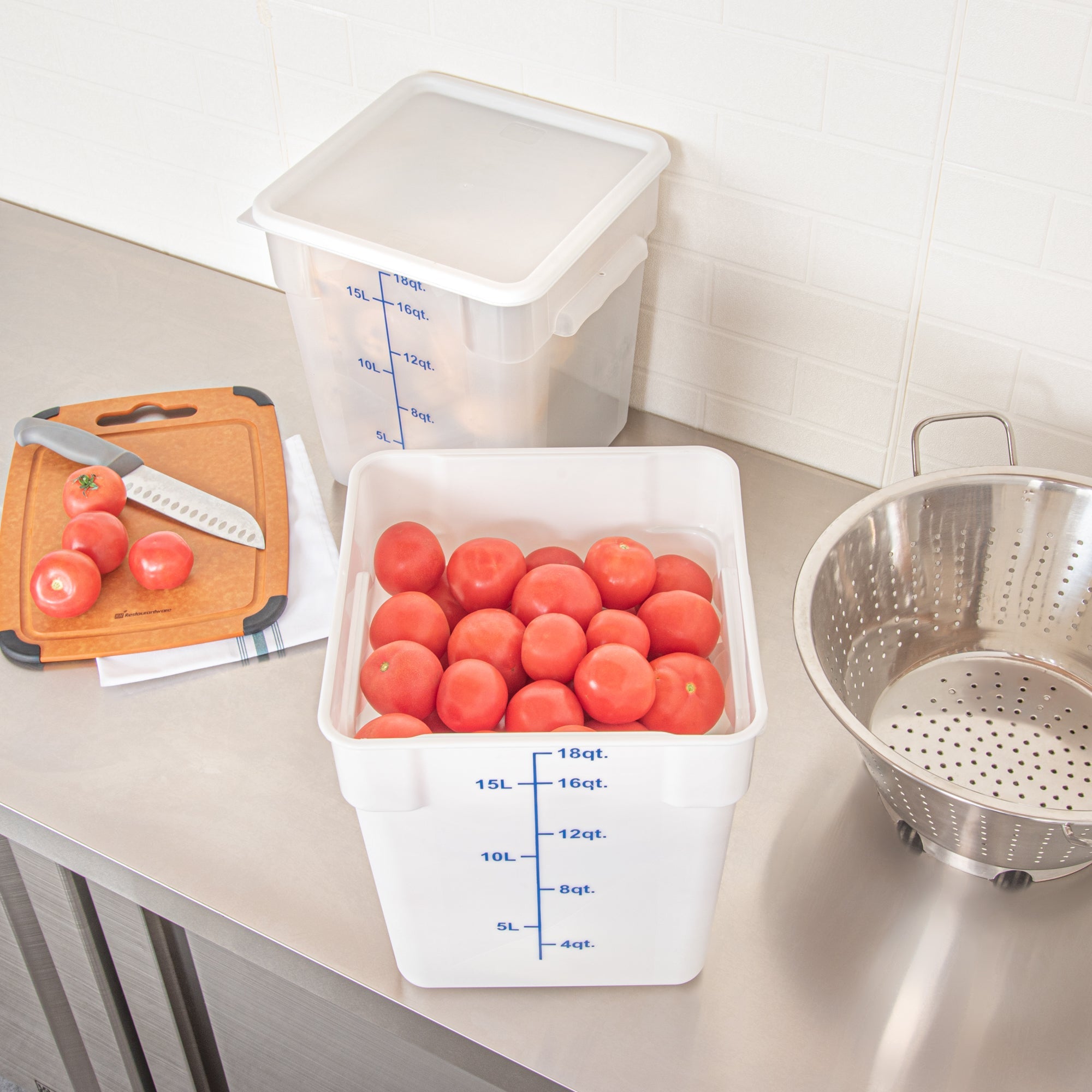 Met Lux 18 qt Square White Plastic Food Storage Container - with Blue Volume Markers - 11" x 11" x 12 1/2" - 1 count box