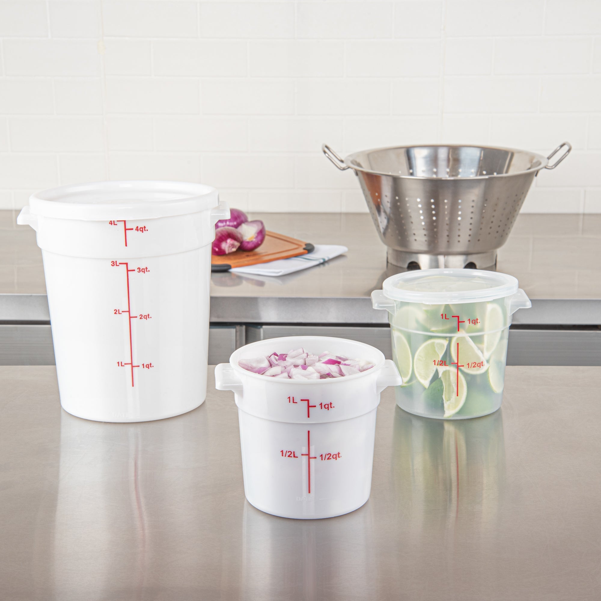 Met Lux 1 qt Round White Plastic Food Storage Container - with Red Volume Markers - 5" x 5" x 5" - 1 count box