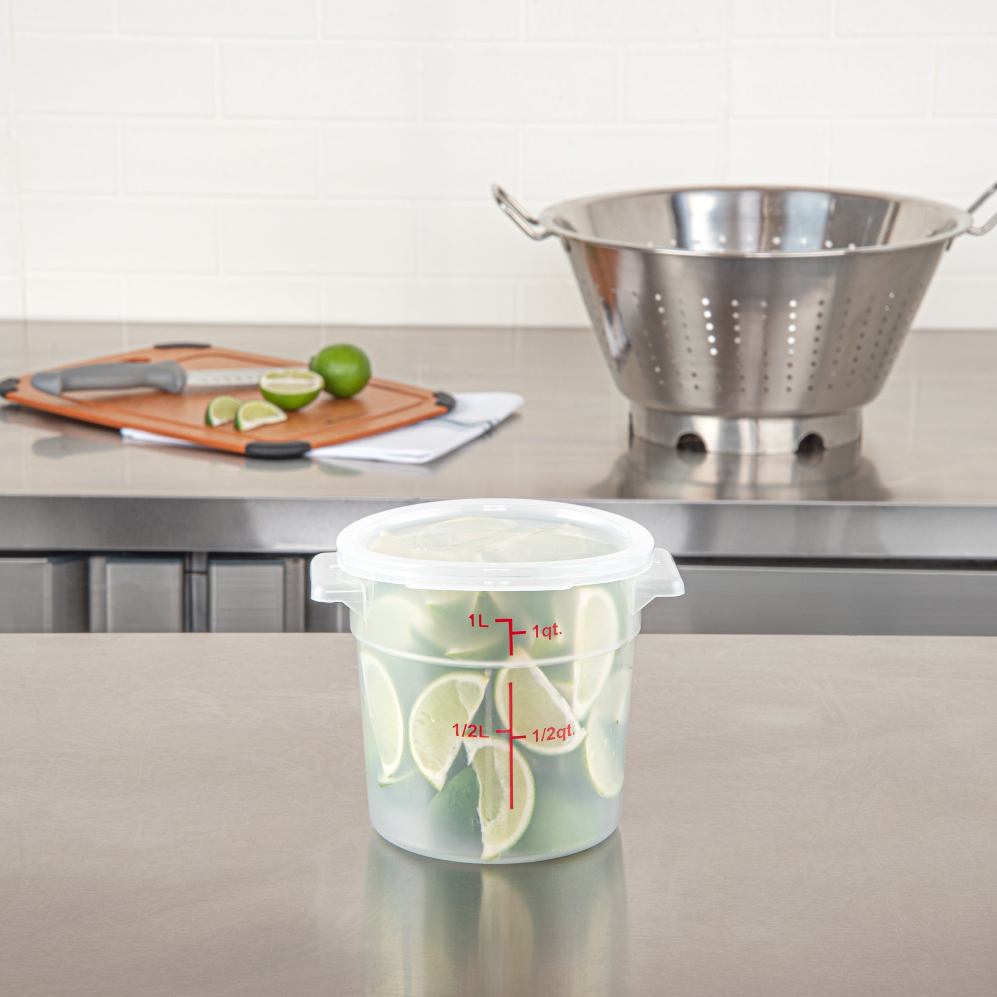 Met Lux Round Translucent Plastic Food Storage Container Lid - Fits 1 qt - 1 count box