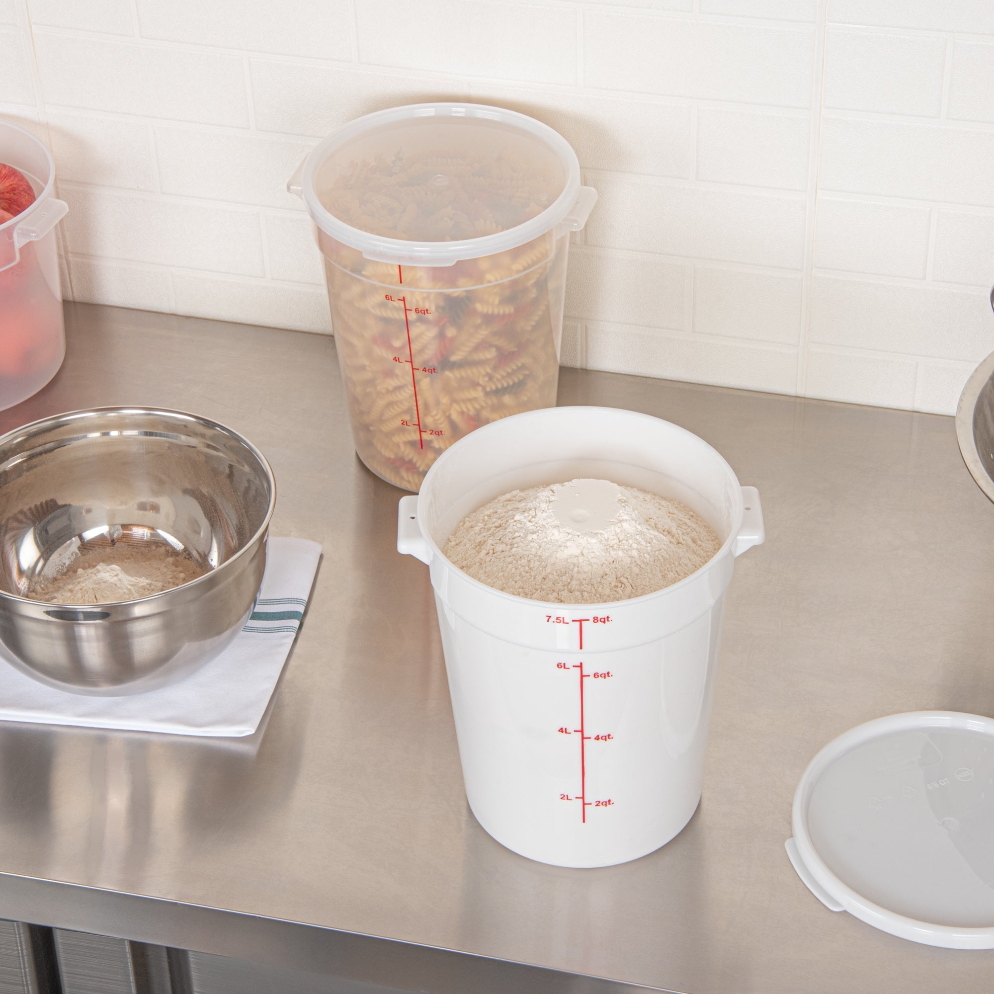 Met Lux 8 qt Round White Plastic Food Storage Container - with Red Volume Markers - 8 3/4" x 8 3/4" x 10 3/4" - 1 count box