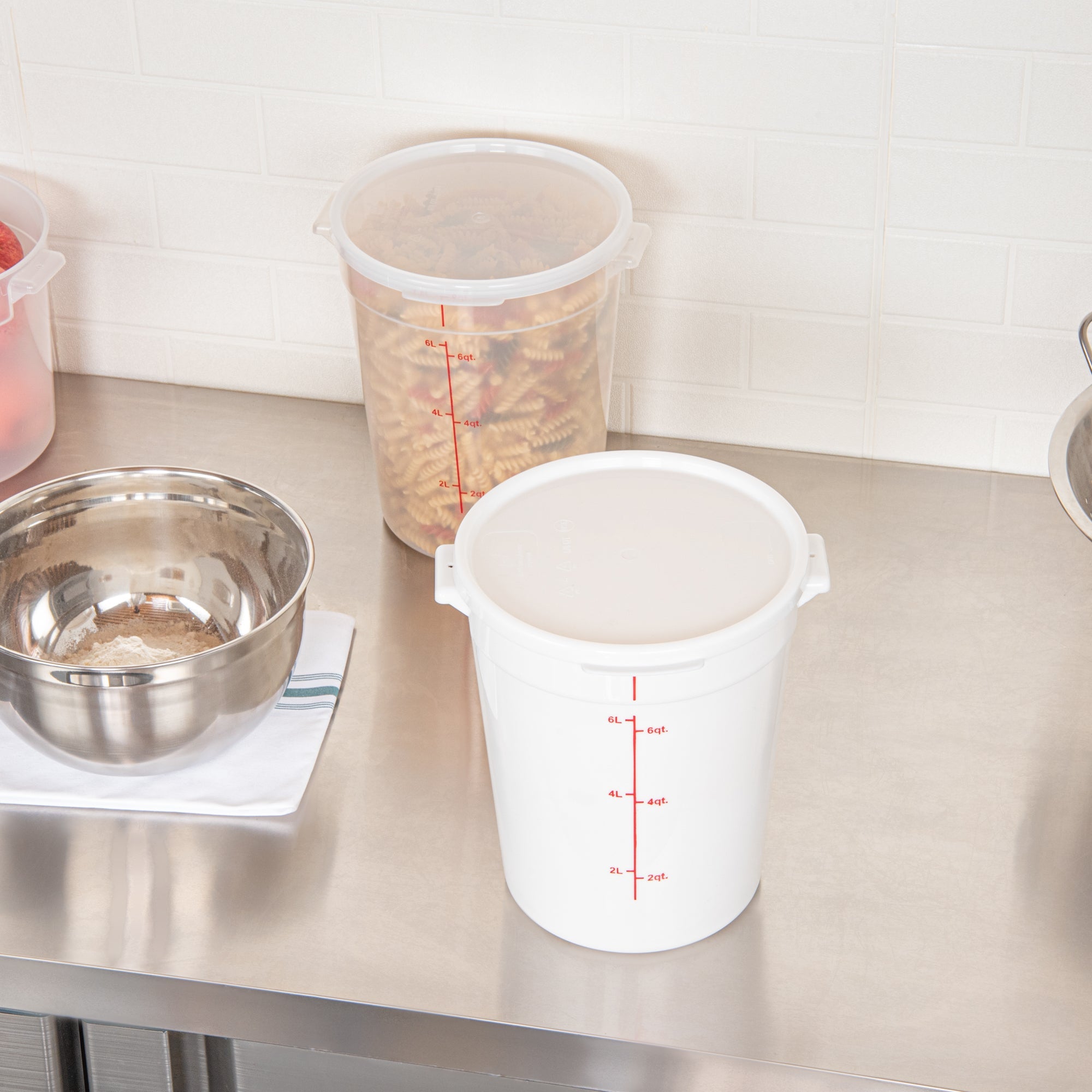 Met Lux Round White Plastic Food Storage Container Lid - Fits 6 and 8 qt - 1 count box