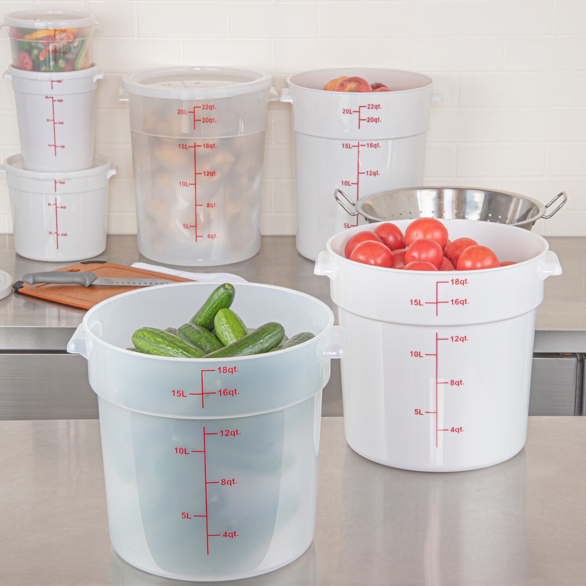Met Lux 18 qt Round Translucent Plastic Food Storage Container - with Red Volume Markers - 12 1/4" x 12 1/4" x 12" - 10 count box