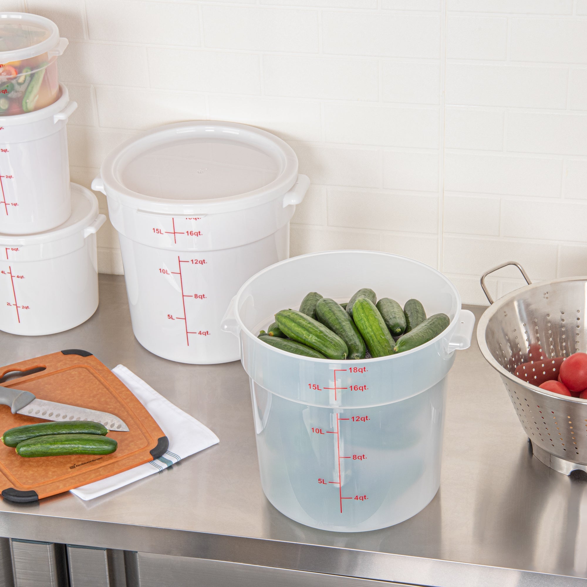 Met Lux 18 qt Round Translucent Plastic Food Storage Container - with Red Volume Markers - 12 1/4" x 12 1/4" x 12" - 10 count box