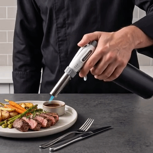 RW Pyro White Butane Kitchen Torch - Adjustable Dial - 7 3/4'' x 3'' x 1 1/2'' - 1 count box
