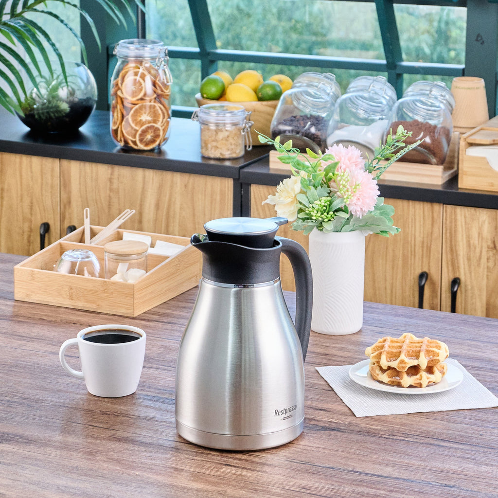 Restpresso 68 oz Vacuum Insulated Coffee Carafe / Server - 14" x 7 3/4" x 6" - 1 count box