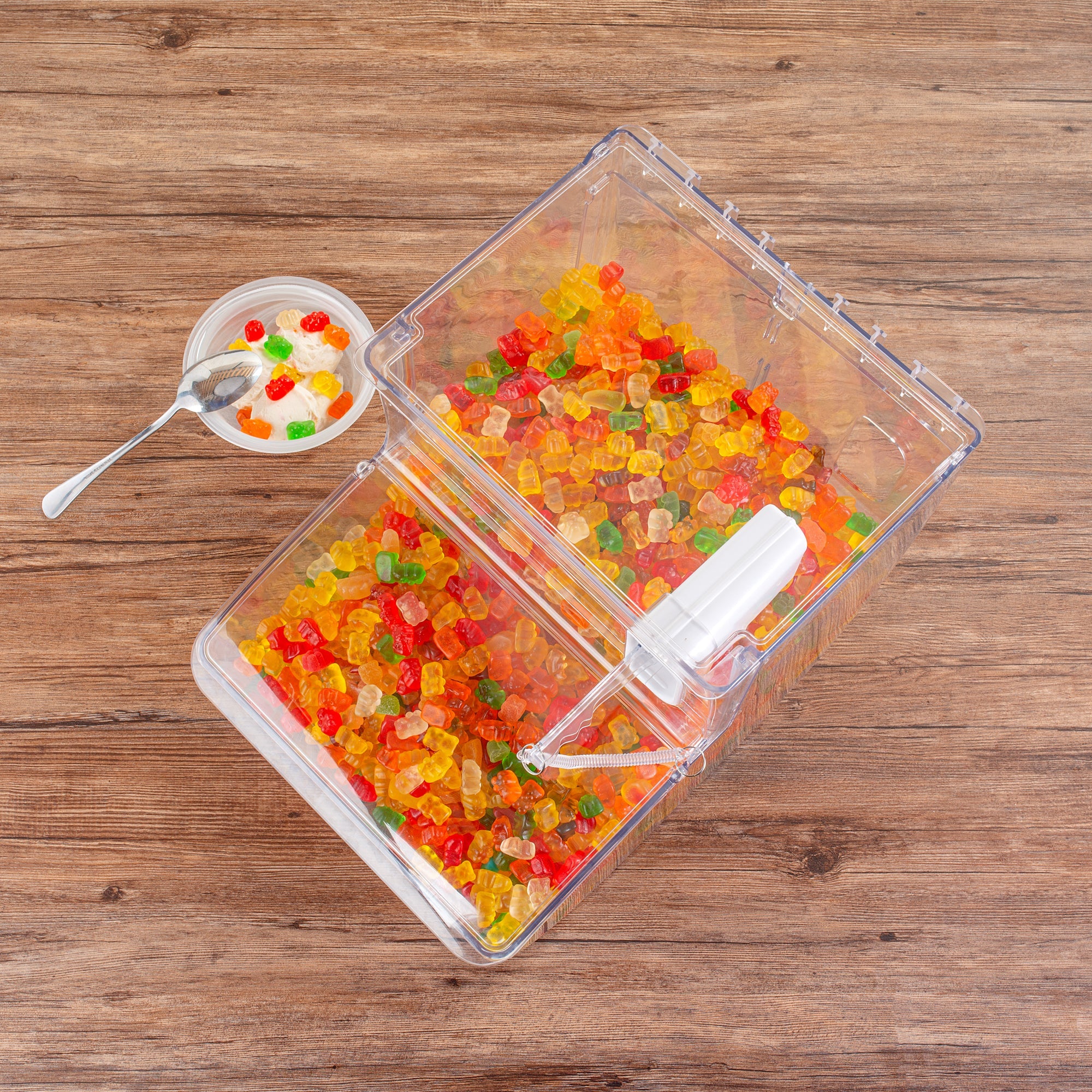 Met Lux 5.25 Gal Clear Plastic Topping Bin - 80 Cup, with Scoop - 16" x 11 3/4" x 13" - 1 count box