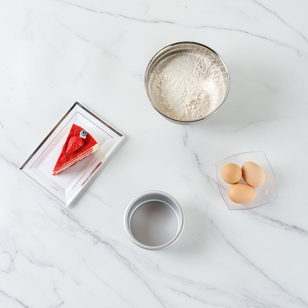 Met Lux Round Aluminum Straight-Sided Cake Pan - 4" x 4" x 2" - 1 count box