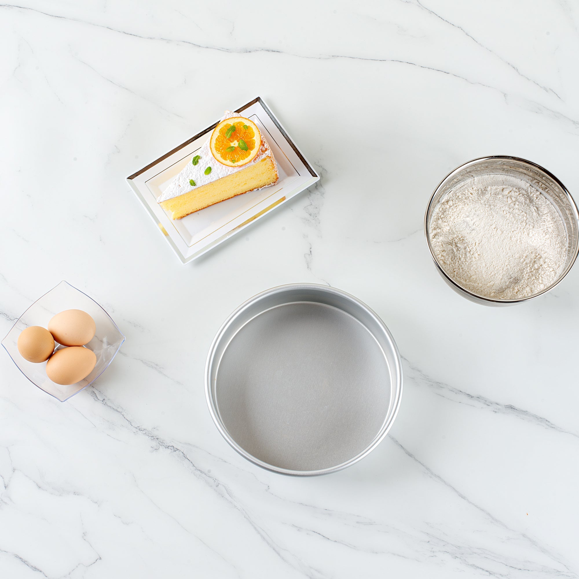 Met Lux Round Aluminum Straight-Sided Cake Pan - 8" x 8" x 2" - 1 count box