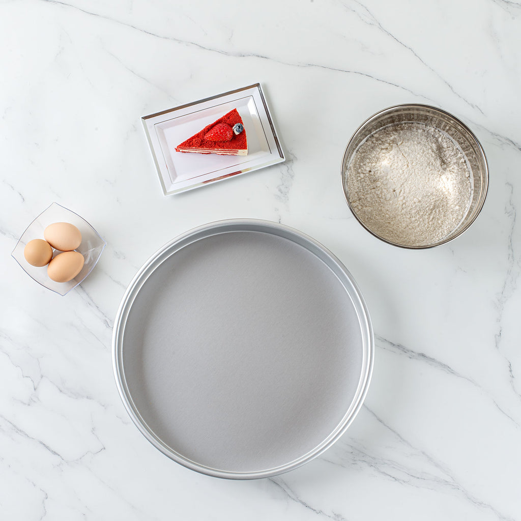 Met Lux Round Aluminum Straight-Sided Cake Pan - 14" x 14" x 2" - 1 count box