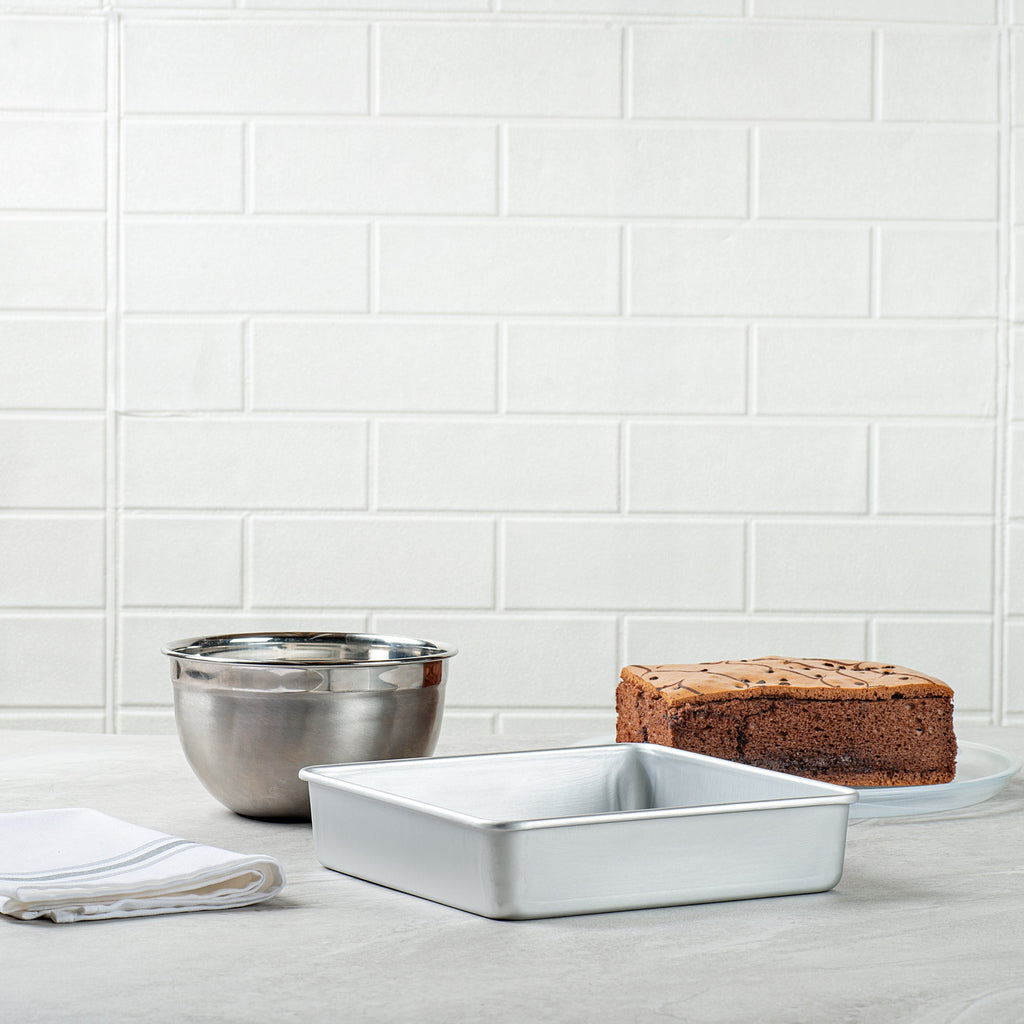 Met Lux Square Aluminum Cake Pan - 8" x 8" x 2" - 1 count box