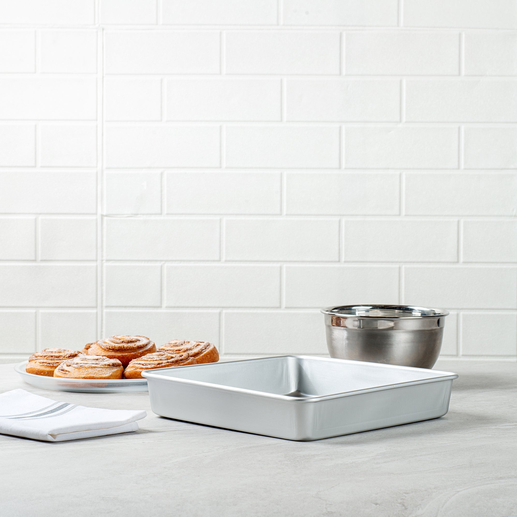 Met Lux Square Aluminum Cake Pan - 10" x 10" x 2" - 1 count box