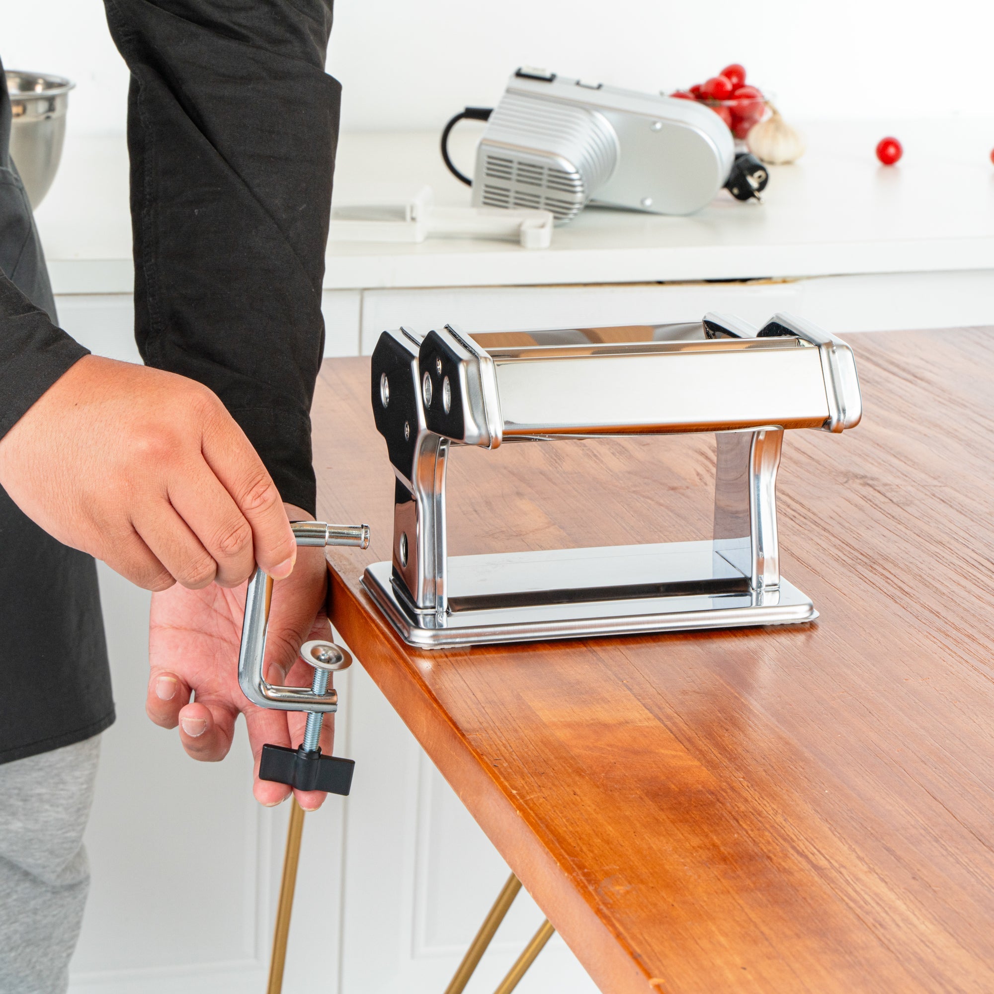 Met Lux Stainless Steel Electric Hybrid Pasta Machine - with 2-Speed Motor, 110V - 1 count box