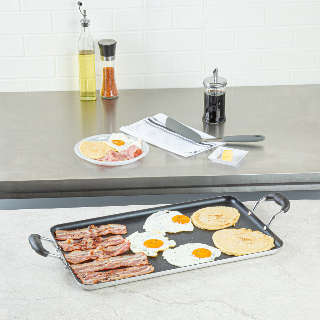 Met Lux Aluminum Double Burner Griddle - Non-Stick, with Bakelite Handles - 19" x 11 3/4" - 10 count box