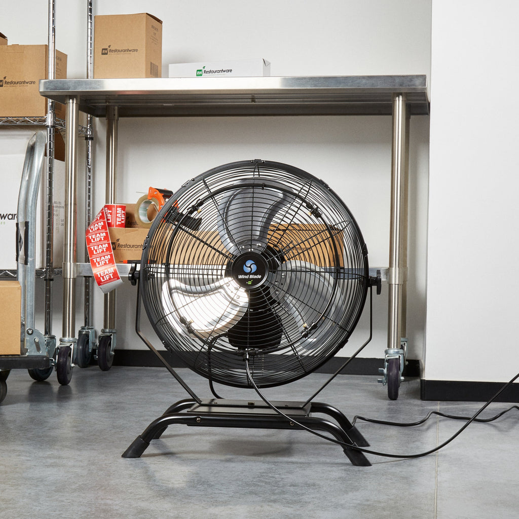 Wind Blade 3-Speed Industrial Floor / Wall-Mount Fan - with Misting Kit, 1/7 HP, 4,020 CFM - 18" - 1 count box
