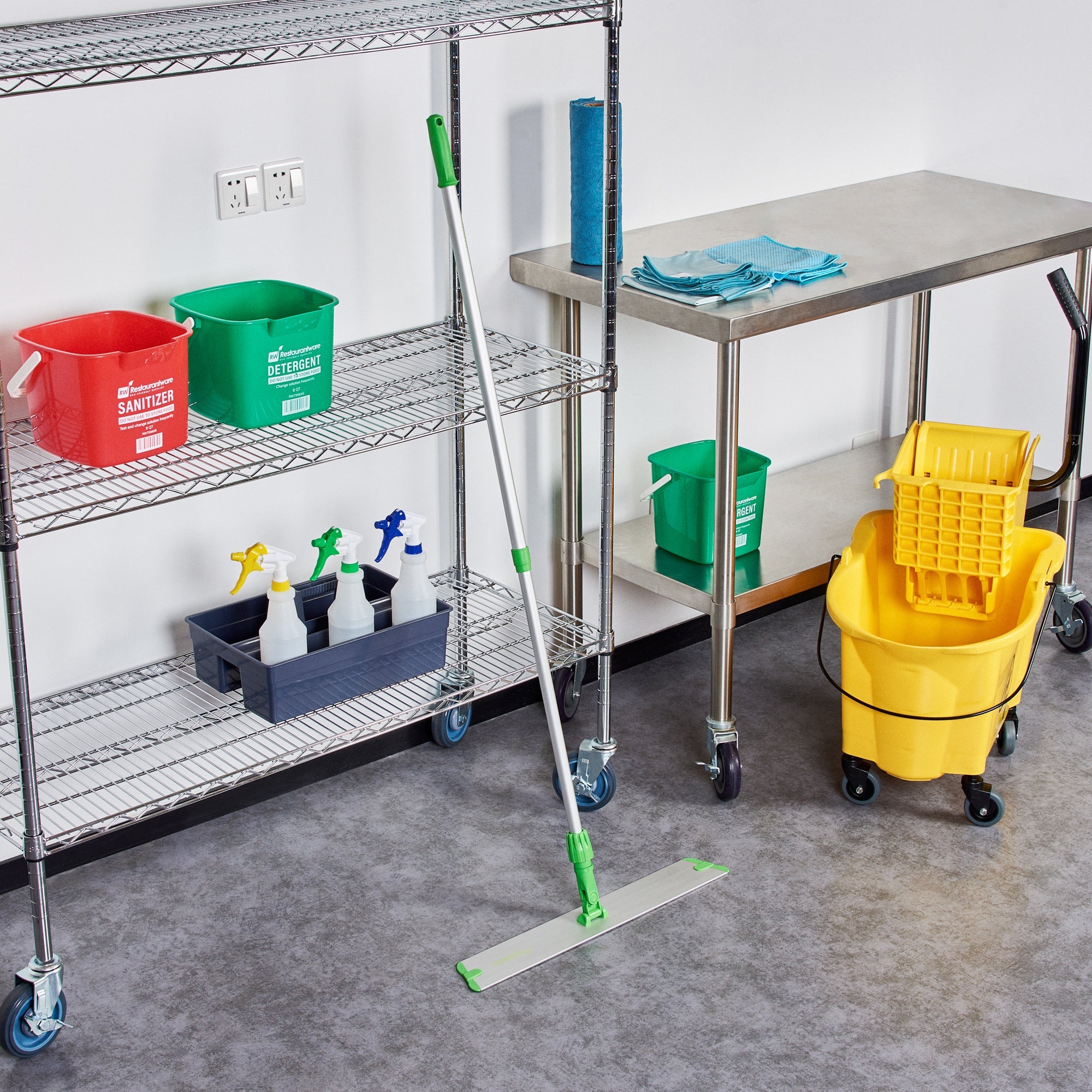 RW Clean Green Aluminum Telescopic Mop Pole Handle - 59 3/4" - 1 count box