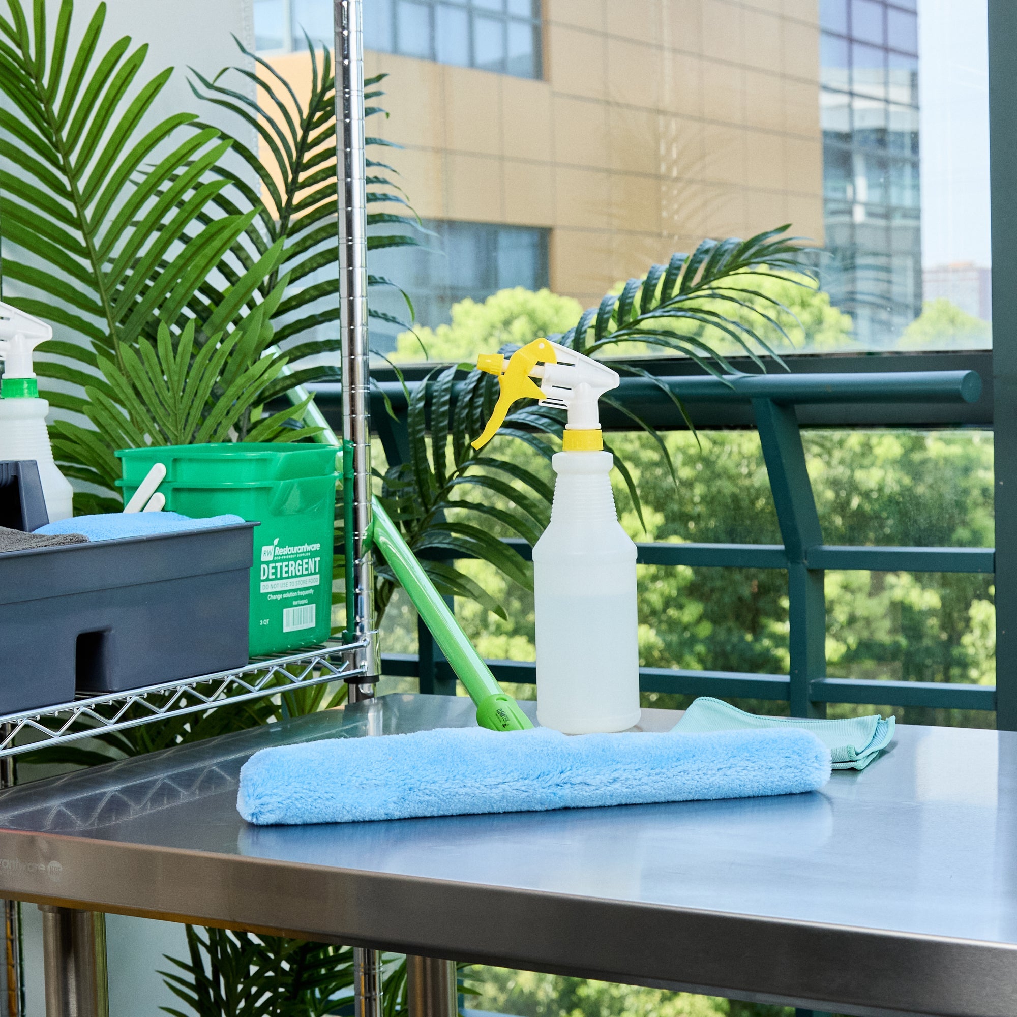 Clean Tek Professional Blue Synthetic Window Strip Washer Sleeve - with T-Bar Handle - 15" - 1 count box