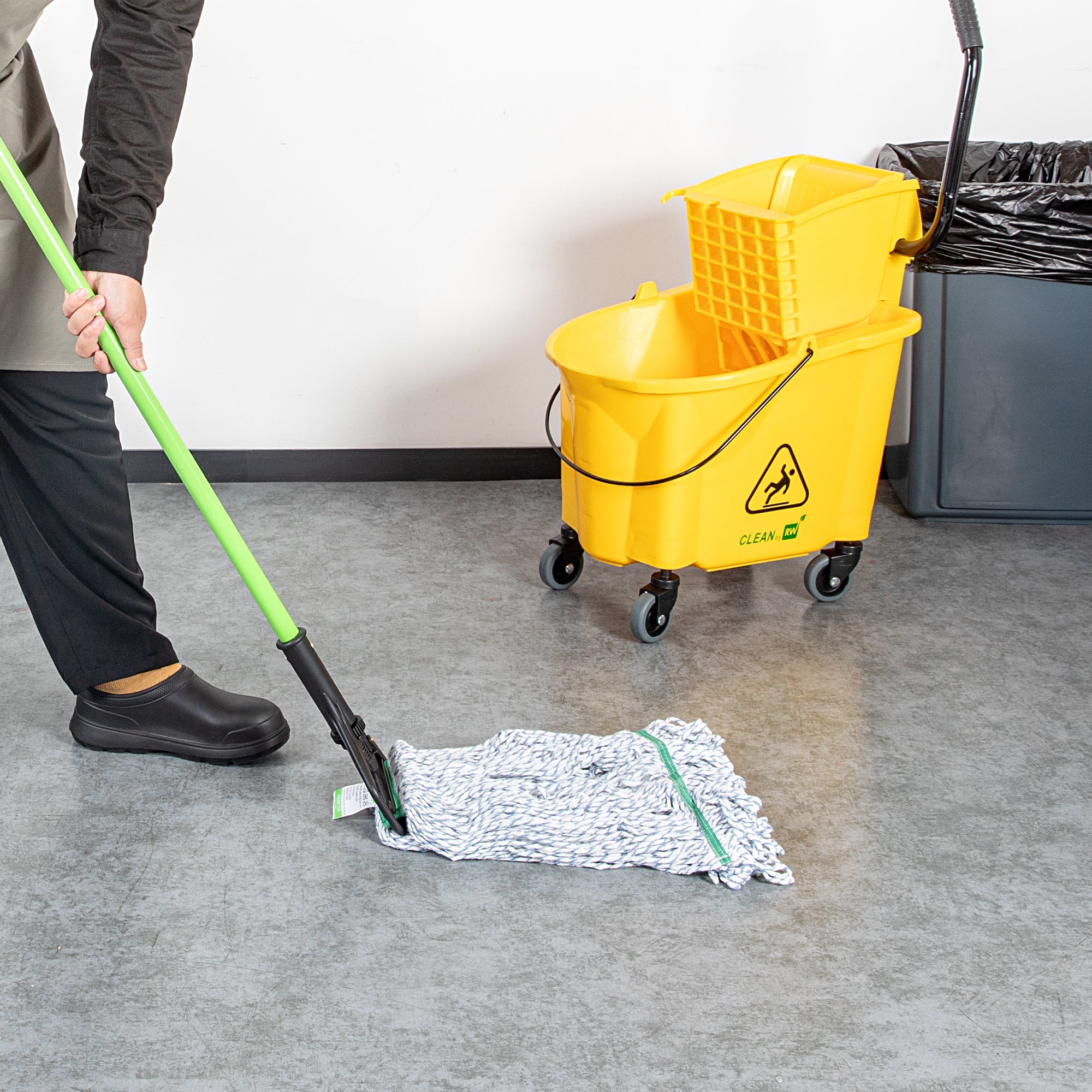 Clean Tek Professional Green Metal Quick Release Mop Handle - 60" - 1 count box