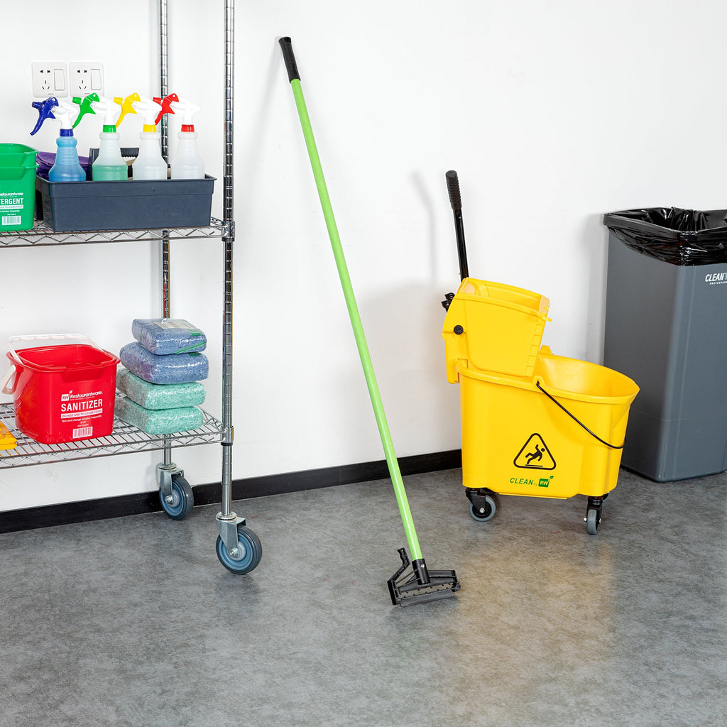 Clean Tek Professional Green Fiberglass Quick Release Mop Handle - with Trigger - 60" - 1 count box