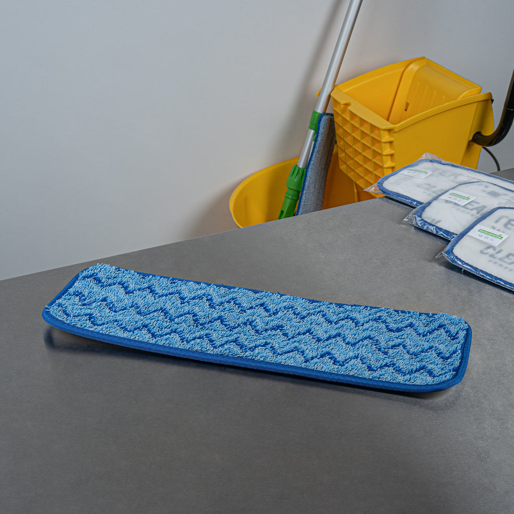 Clean Tek Professional Blue Microfiber Hook and Loop Wet / Dry Mop Pad - Zig Zag - 17 1/2" - 1 count box