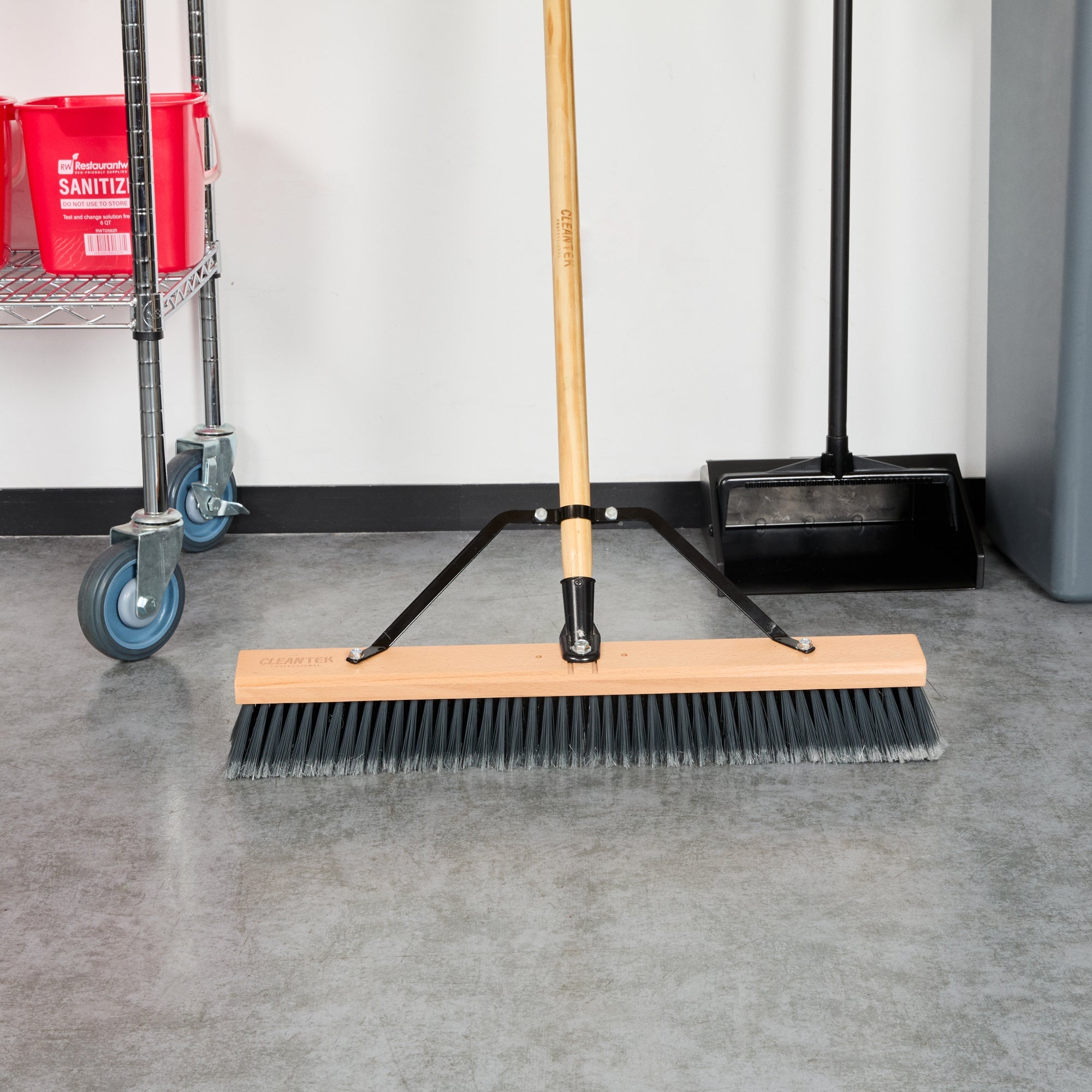 Clean Tek Professional 24" Hardwood Contractor / Push Broom Head - with Medium Flagged Bristles - 1 count box