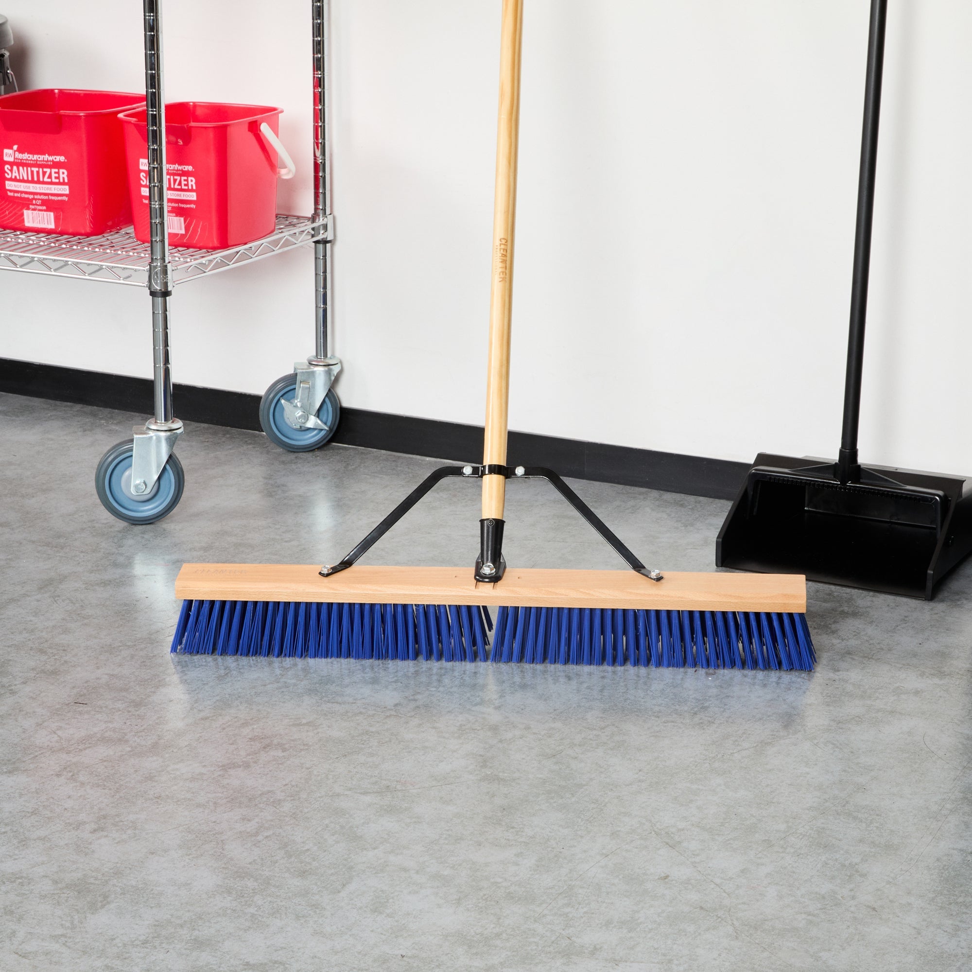 Clean Tek Professional 30" Hardwood Contractor / Push Broom Head - with Heavy Flagged Bristles - 1 count box