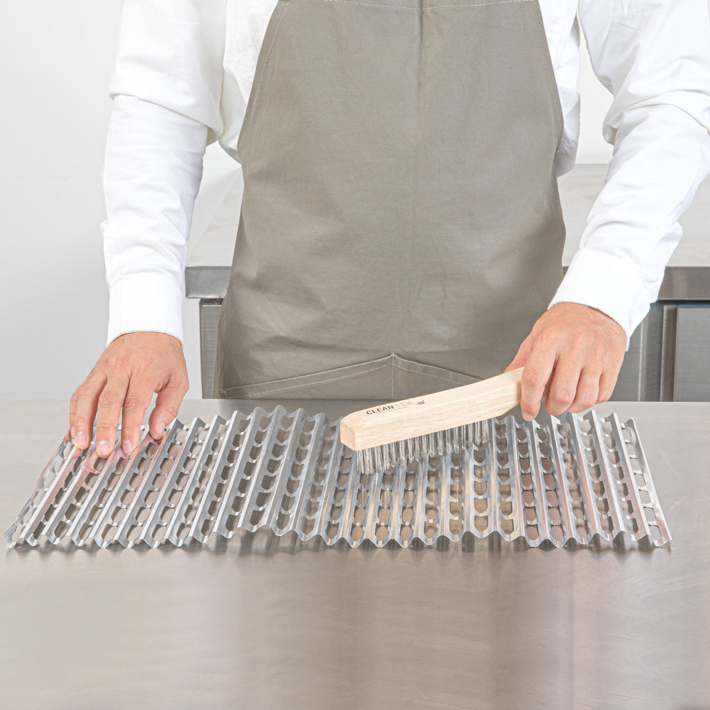 Clean Tek Professional 10 1/4" Stainless Steel Wire Bristle Grill / Oven Brush - with Curved Handle - 1 count box