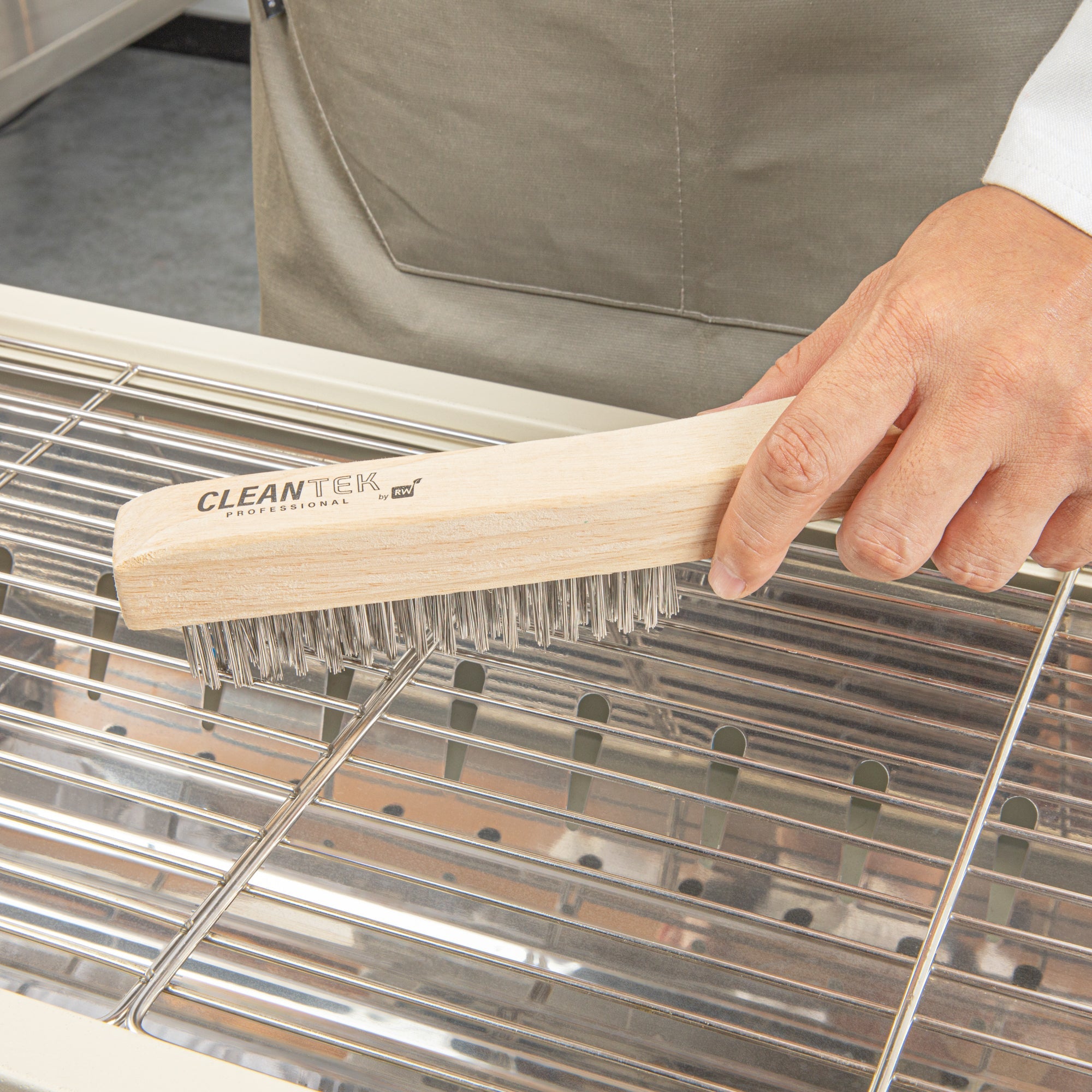 Clean Tek Professional 10 1/4" Stainless Steel Wire Bristle Grill / Oven Brush - with Curved Handle - 1 count box