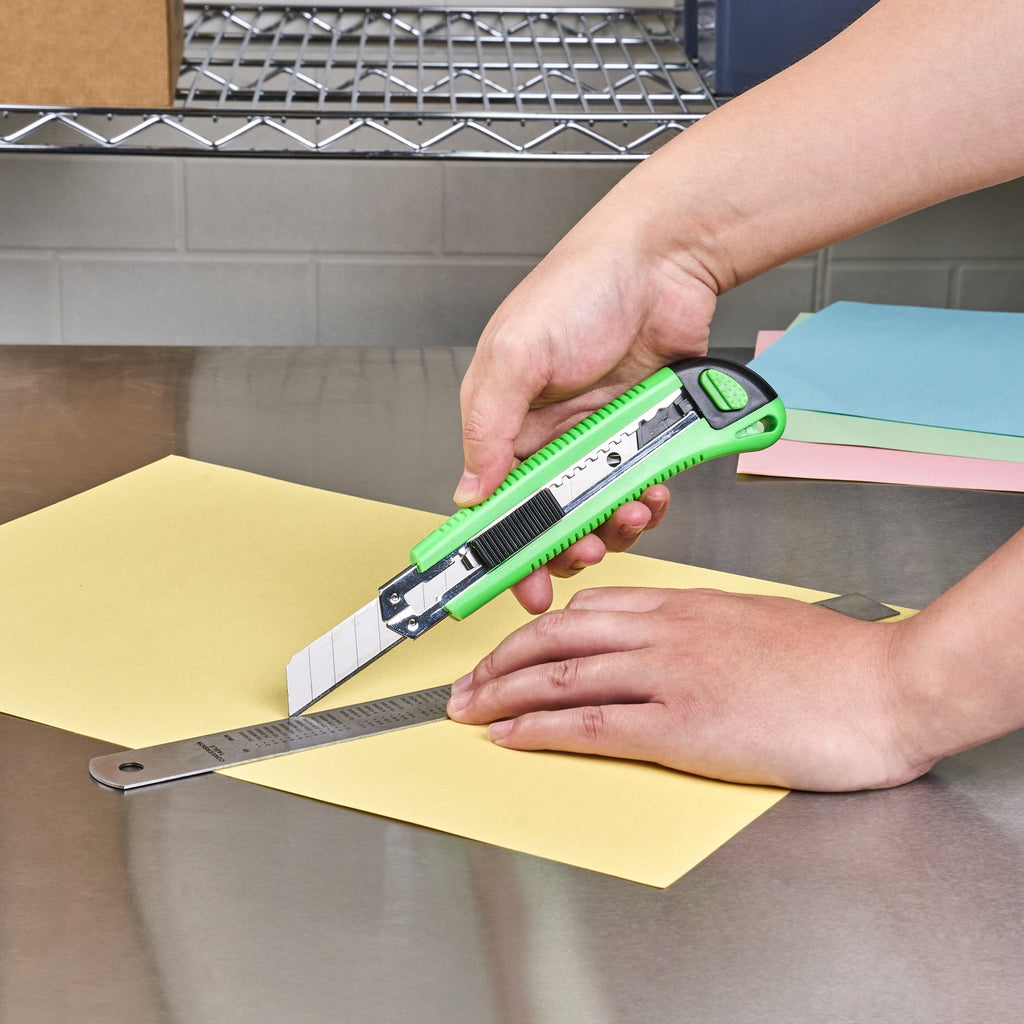 Handy Tek Green Snap Off Blade Knife - 6 3/4" - 12 count box
