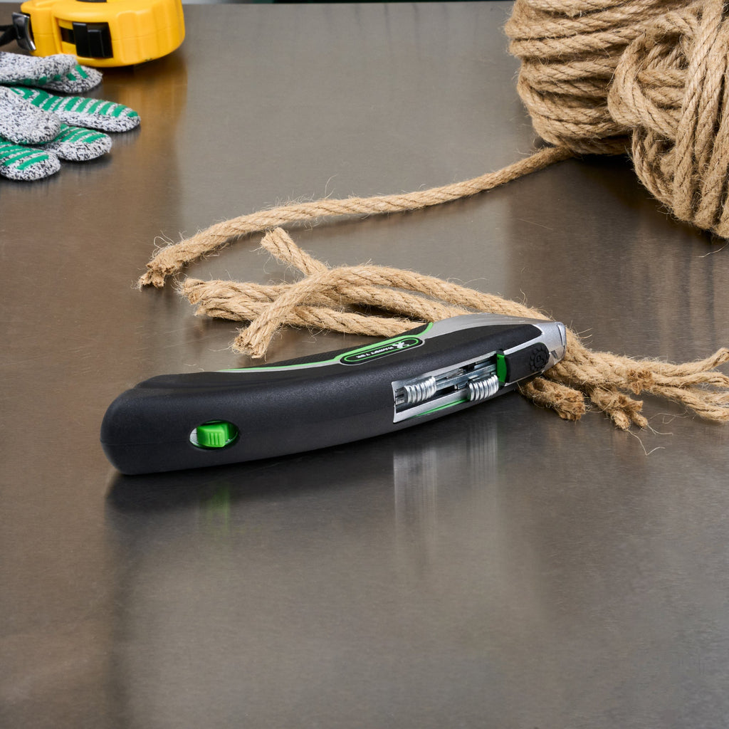 Handy Tek Black Dual Blade Utility Knife - Quick Change, Heavy Duty - 7" - 1 count box