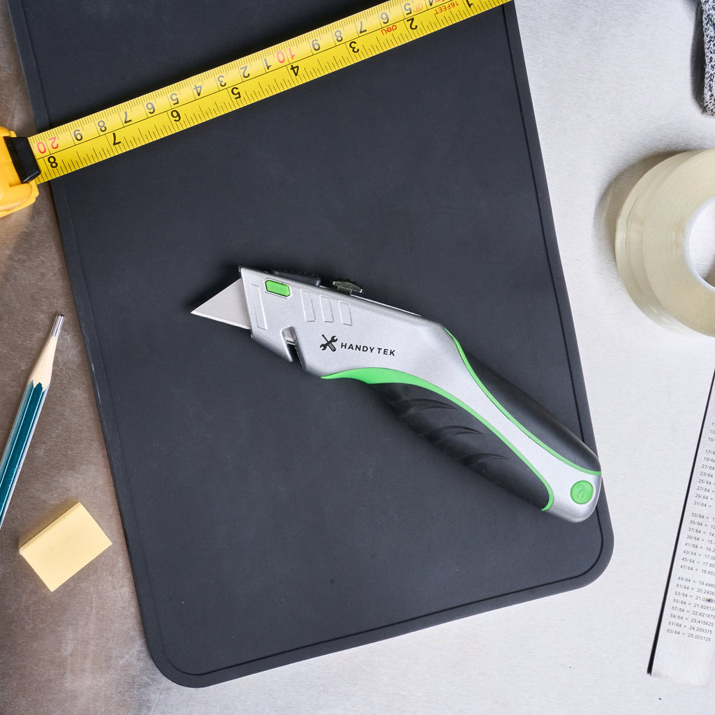 Handy Tek Silver Utility Knife - Quick Change, Heavy Duty - 7" - 1 count box