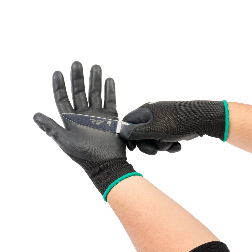Life Protector Black HPPE Nylon / Spandex Medium Work Gloves - with Ultra-Thin Foam Nitrile Palm Coating,Cut-Resistant - Pair - 10 count box