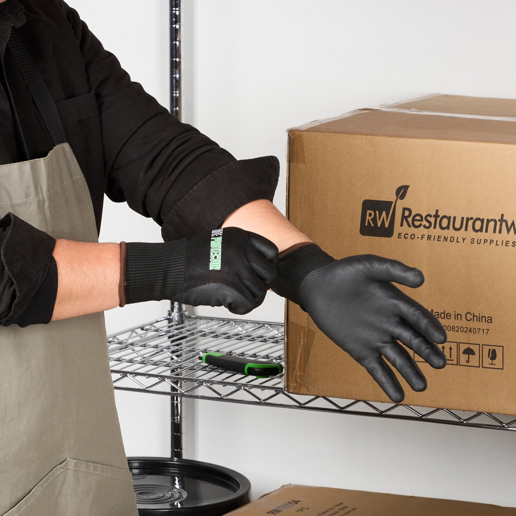 Life Protector Black HPPE Nylon / Spandex Large Work Gloves - with Ultra-Thin Foam Nitrile Palm Coating, Cut-Resistant - Pair - 10 count box