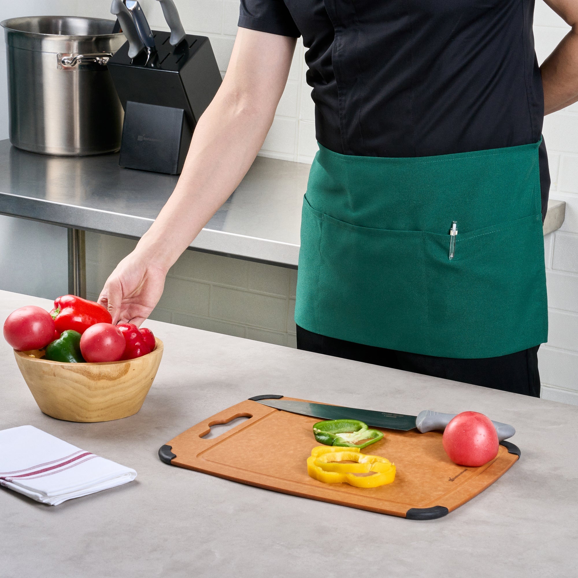 Chef 101 Green Standard Waist Apron - with 3 Pockets - 24" x 12" - 100 count box