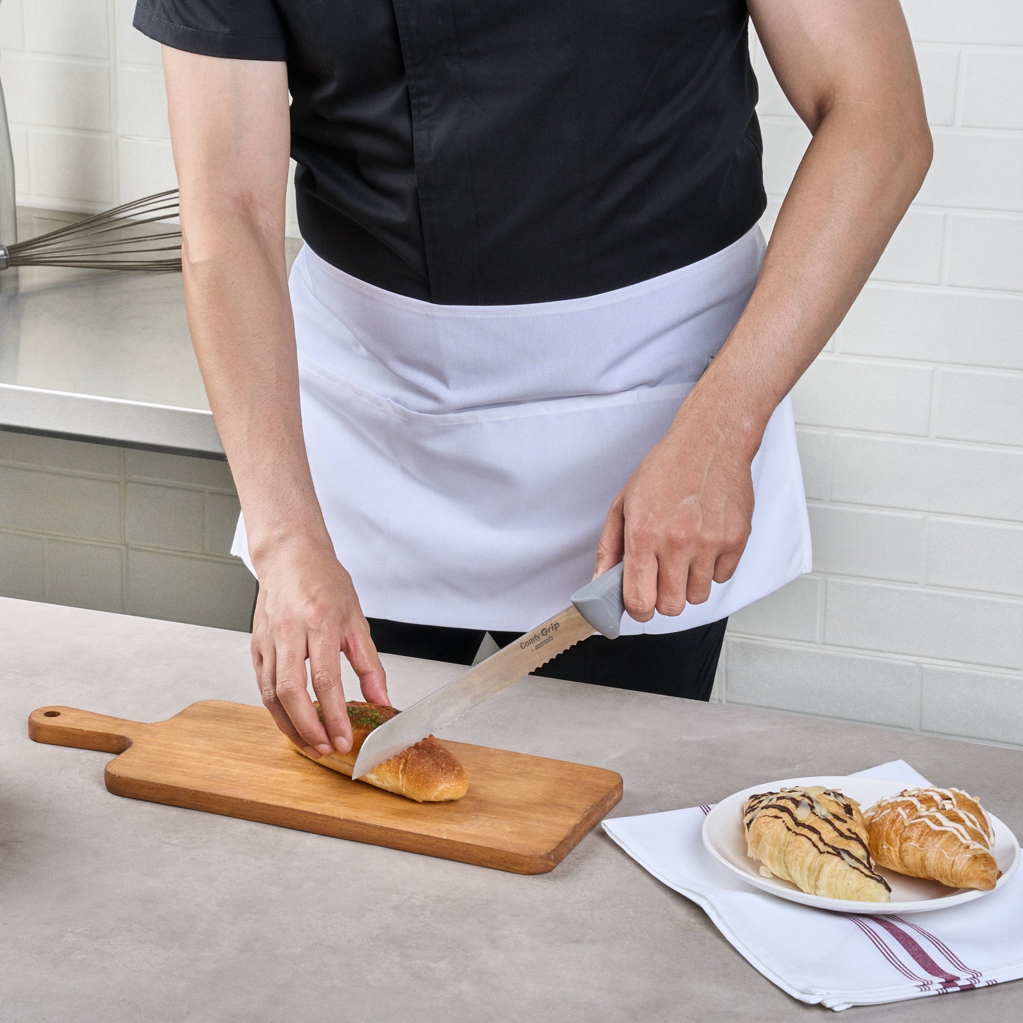 Chef 101 White Standard Waist Apron - with 3 Pockets - 24" x 12" - 100 count box