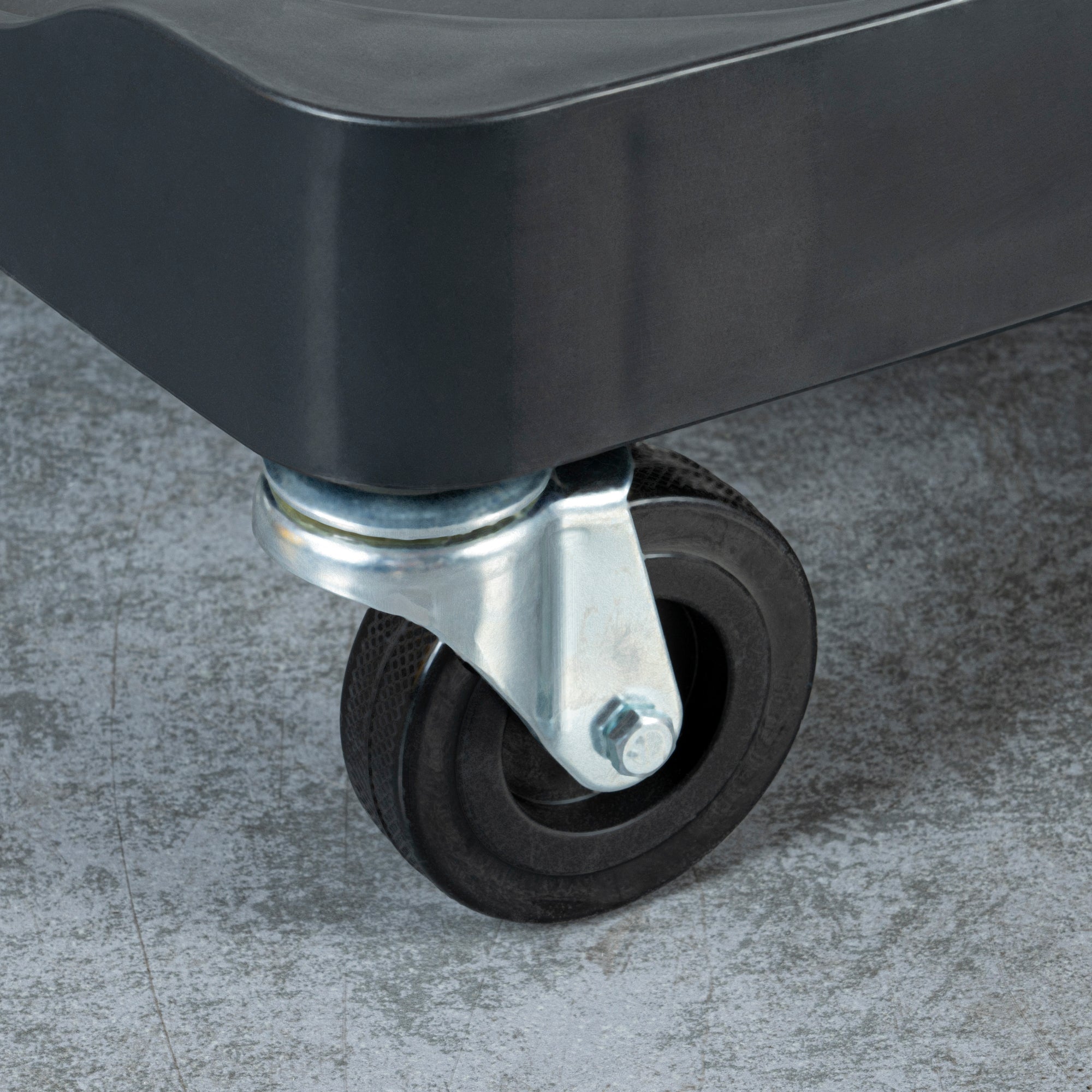 Clean Tek Professional Black 3-Shelf Janitor Cart - 18 gal Bag, Lid - 44" x 18 1/2" x 39" - 1 count box