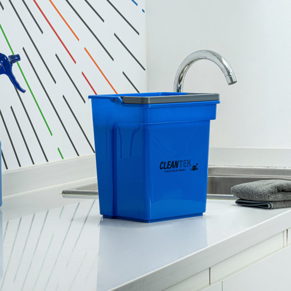 Clean Tek Professional 4 Qt Blue Cleaning Bucket - 7" x 6 1/4" x 8 1/2" - 1 count box