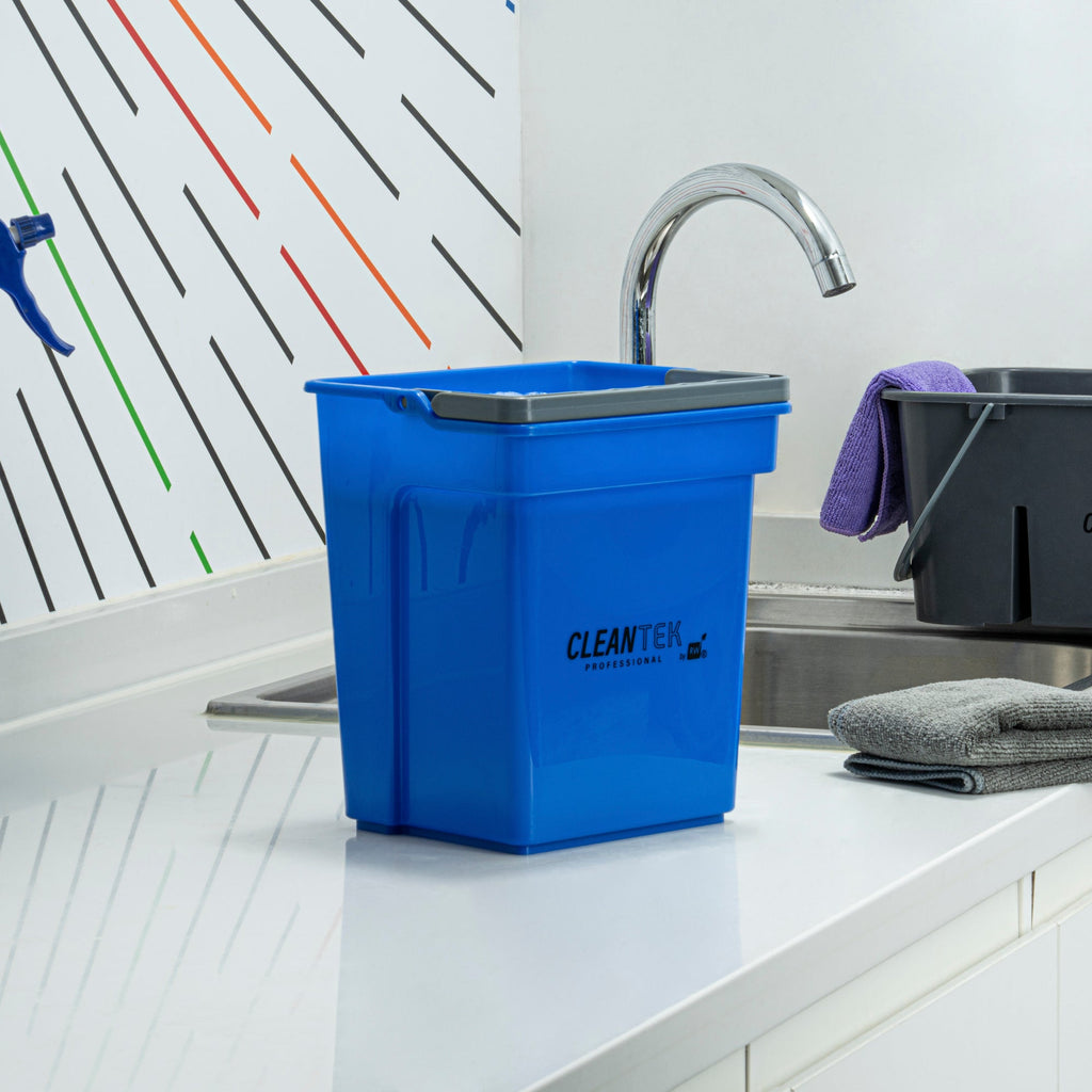 Clean Tek Professional 4 Qt Blue Cleaning Bucket - 7" x 6 1/4" x 8 1/2" - 1 count box