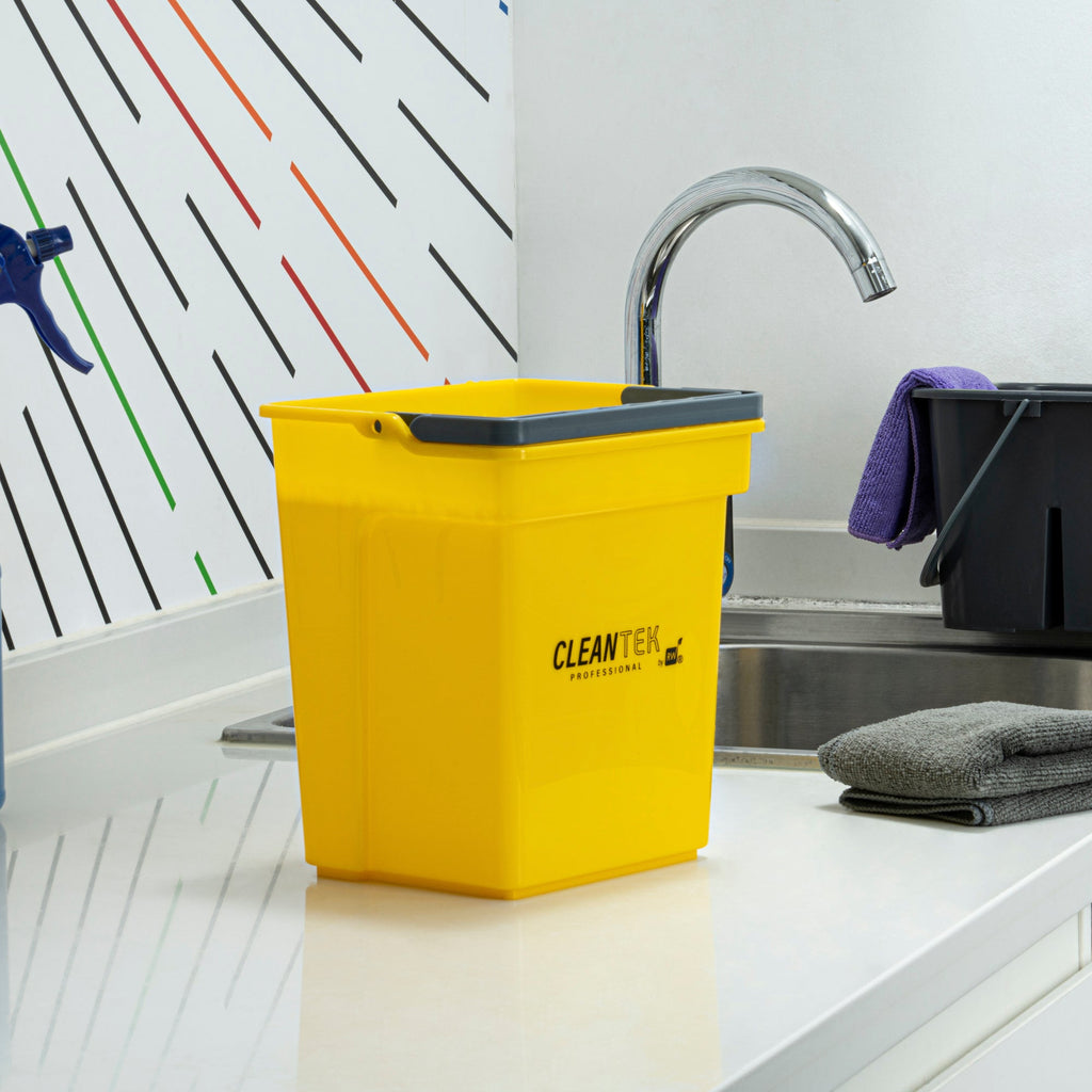 Clean Tek Professional 4 Qt Yellow Cleaning Bucket - 7" x 6 1/4" x 8 1/2" - 1 count box