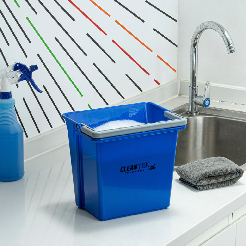 Clean Tek Professional 6 Qt Blue Cleaning Bucket - 9 1/4" x 7" x 8 3/4" - 1 count box
