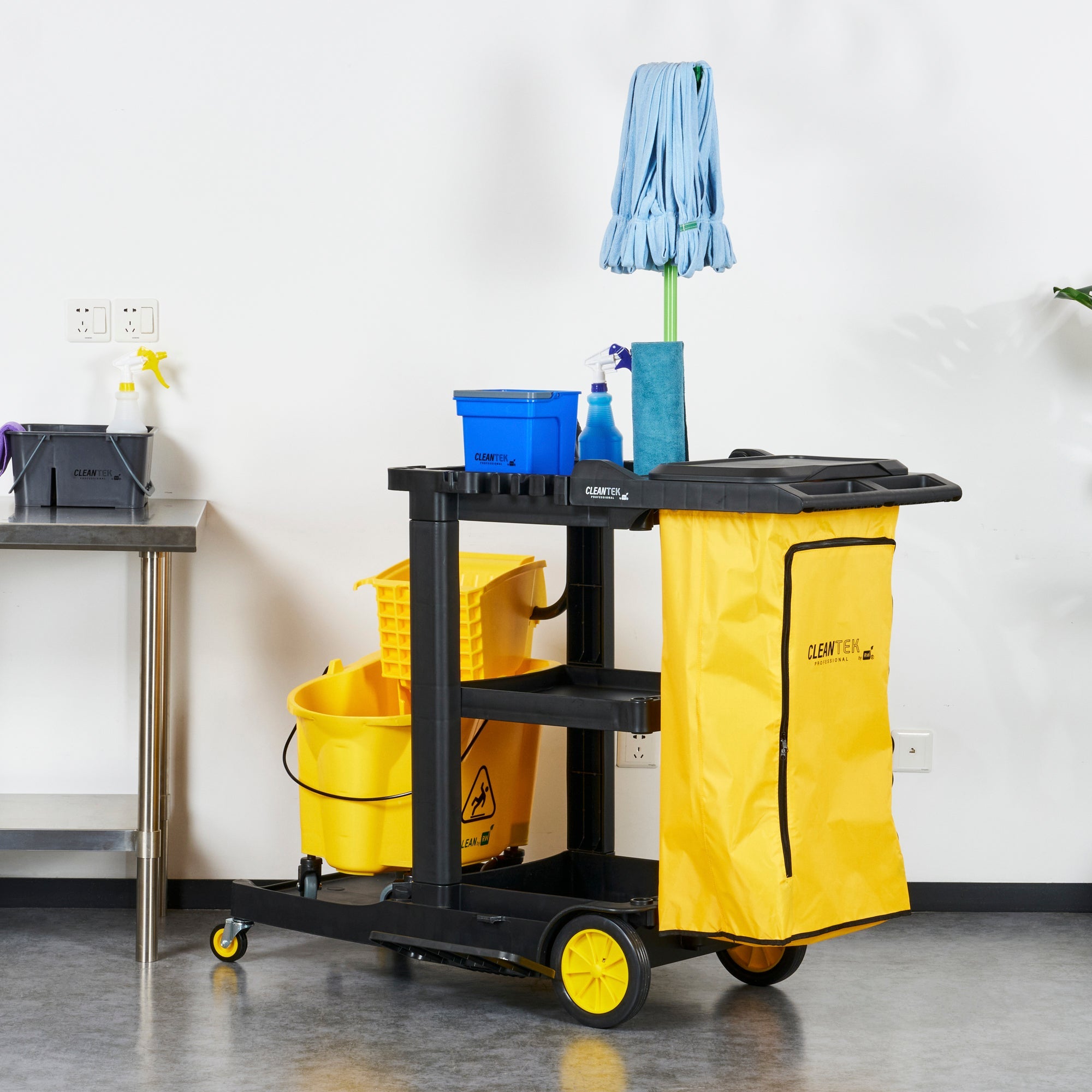 Clean Tek Professional Black Heavy Duty 3-Shelf Janitor Cart - 21 gal Bag, Lid - 52 1/4" x 33 1/2" x 39" - 1 count box