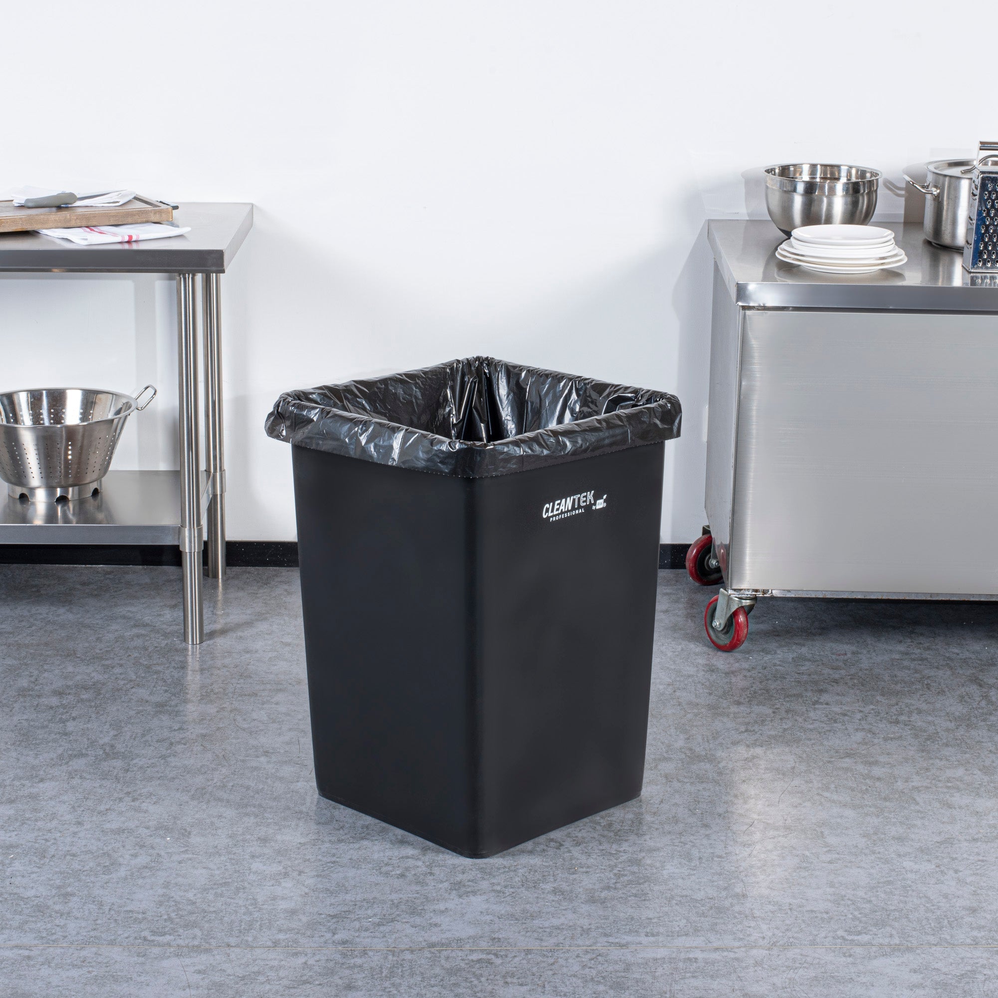 Clean Tek Professional 35 gal Square Black Plastic Trash Can - 19 1/2" x 19 1/2" x 27 3/4" - 1 count box