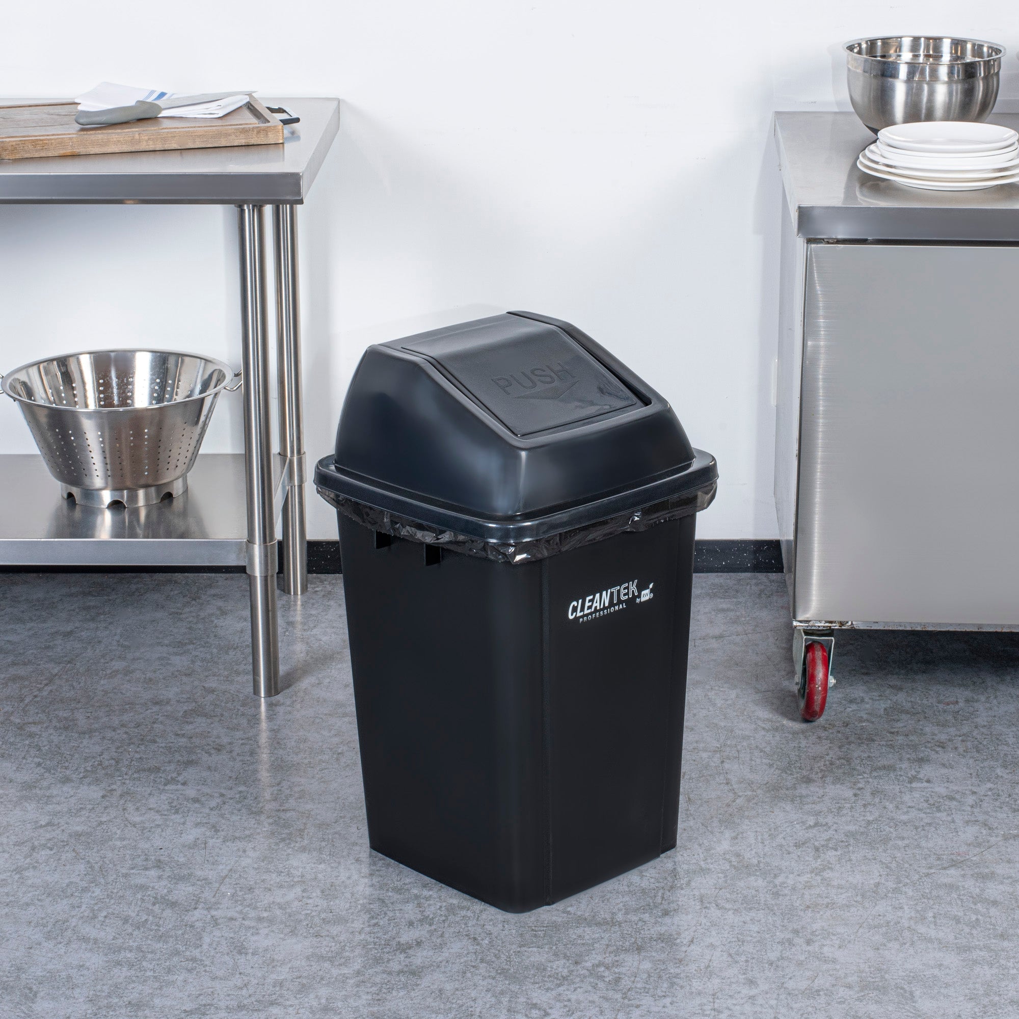 Clean Tek Professional Black Dome Top Lid - with Swing Door, Fits 19 / 23 gal Square Trash Can - 1 count box