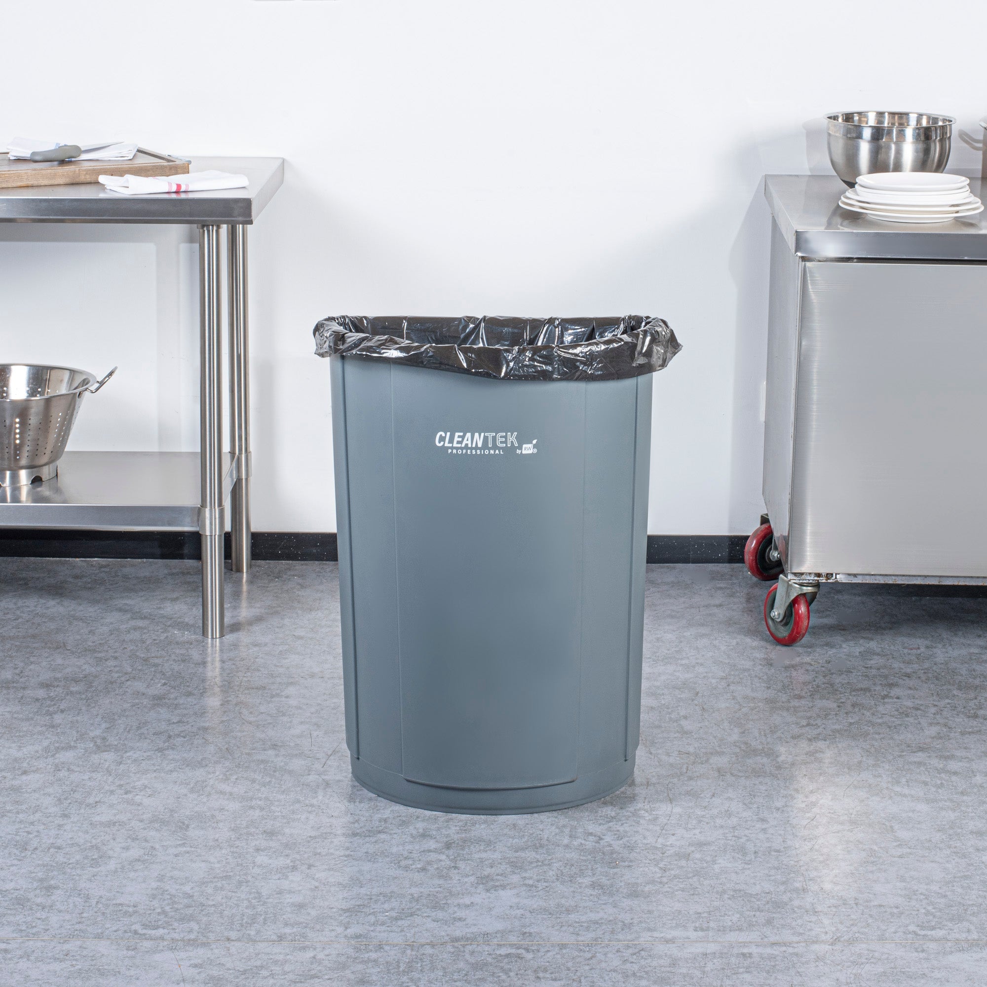 Clean Tek Professional 21 gal Half Round Gray Plastic Trash Can - 20 3/4" x 11 3/4" x 28 1/4" - 1 count box